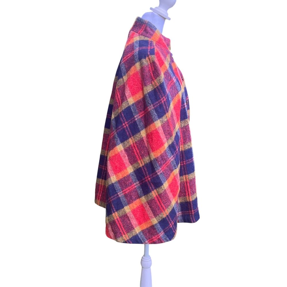 Vintage Red Blue Plaid Wool Blend Cape with Button Closure - Picture 4 of 10